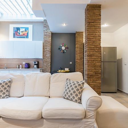 Elegant Kerameikos Apartment By Cloudkeys Atene Esterno foto