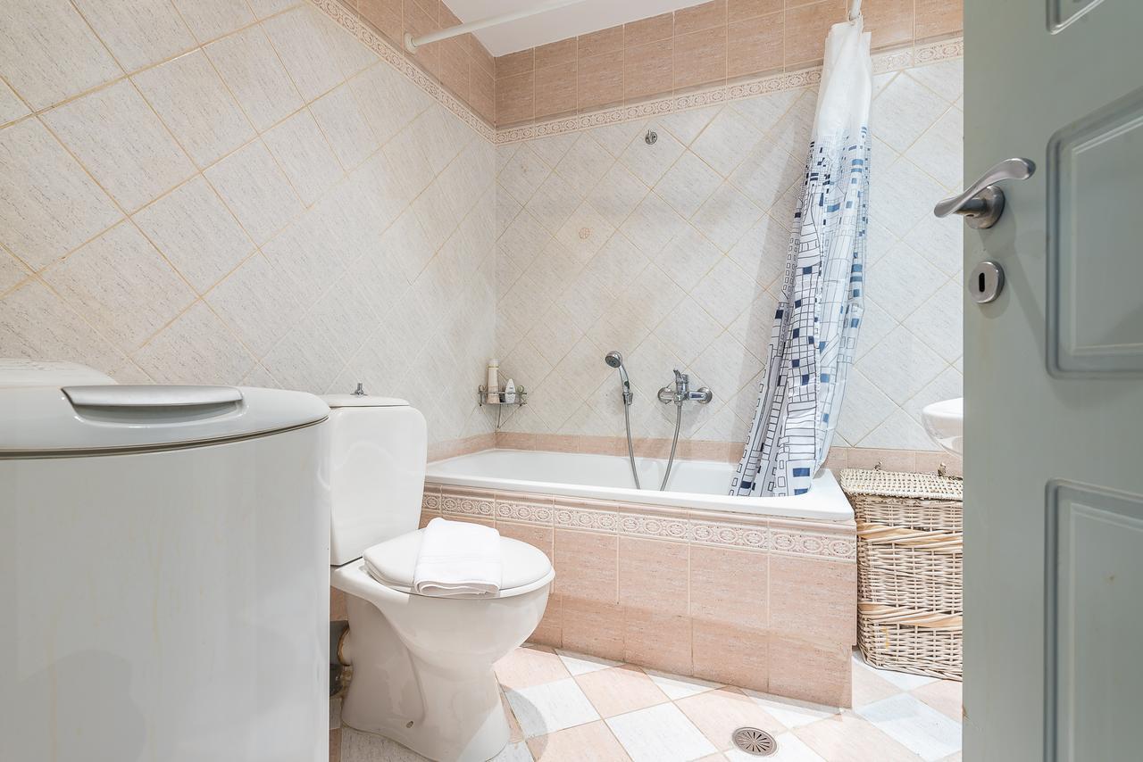 Elegant Kerameikos Apartment By Cloudkeys Atene Esterno foto